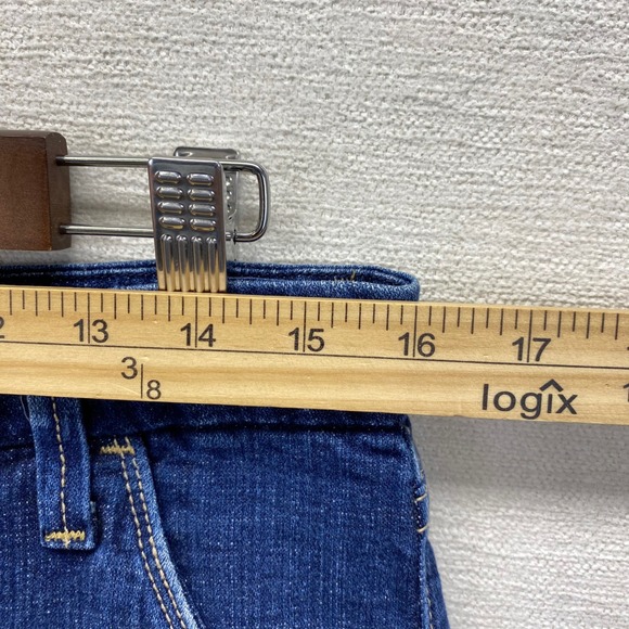 Levis 545 Capri Jeans Womens 6 Blue Dark Wash Low Rise Cropped Denim Pants - Picture 2 of 9